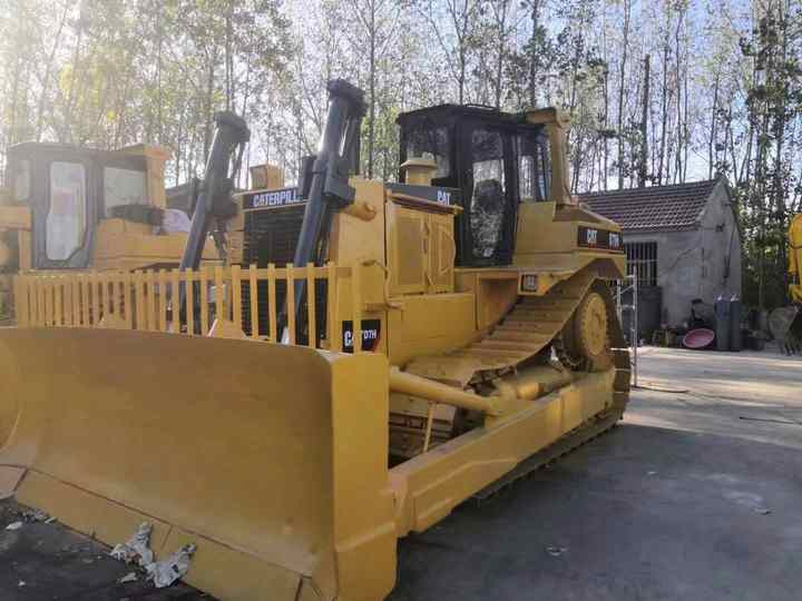 Second Hand Caterpillar CAT D7H D7G D7R Bulldozer, Used CAT D7H Japan Import in Good Condition - Buldožer: slika 4 Second Hand Caterpillar CAT D7H D7G D7R Bulldozer, Used CAT D7H Japan Import in Good Condition - Buldožer: slika 4