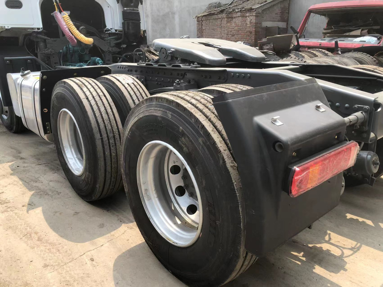 Howo HOWO 371 - Tegljač: slika 3 Howo HOWO 371 - Tegljač: slika 3