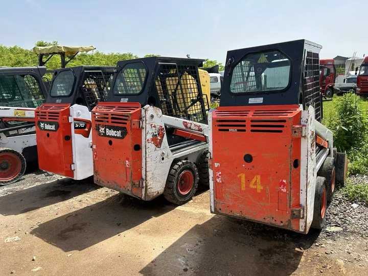 Used Bobcat S70 Skid Teer in Stock Good Condition bobcat S70 S160 185 300 330 Skid Steer for Sale - Mini utovarivač: slika 4 Used Bobcat S70 Skid Teer in Stock Good Condition bobcat S70 S160 185 300 330 Skid Steer for Sale - Mini utovarivač: slika 4