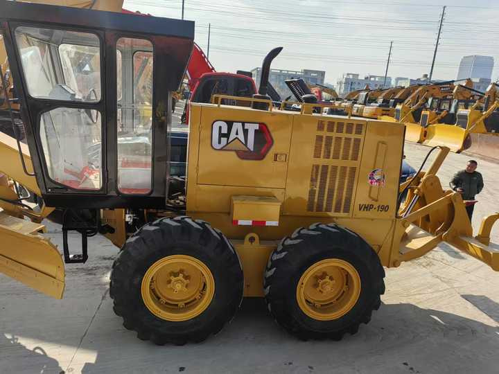 Used CAT 140k Model Grader Second Hand Machine Popular Brand JAPAN CAT Hydraulic Machinery - Grejder: slika 4 Used CAT 140k Model Grader Second Hand Machine Popular Brand JAPAN CAT Hydraulic Machinery - Grejder: slika 4
