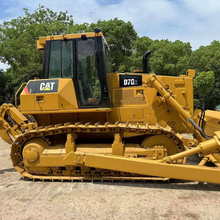 Used Cat D7g-2 Bulldozer on Hot Sale Used Bulldozer D6 D7g D7h D8r - Buldožer: slika 1 Used Cat D7g-2 Bulldozer on Hot Sale Used Bulldozer D6 D7g D7h D8r - Buldožer: slika 1