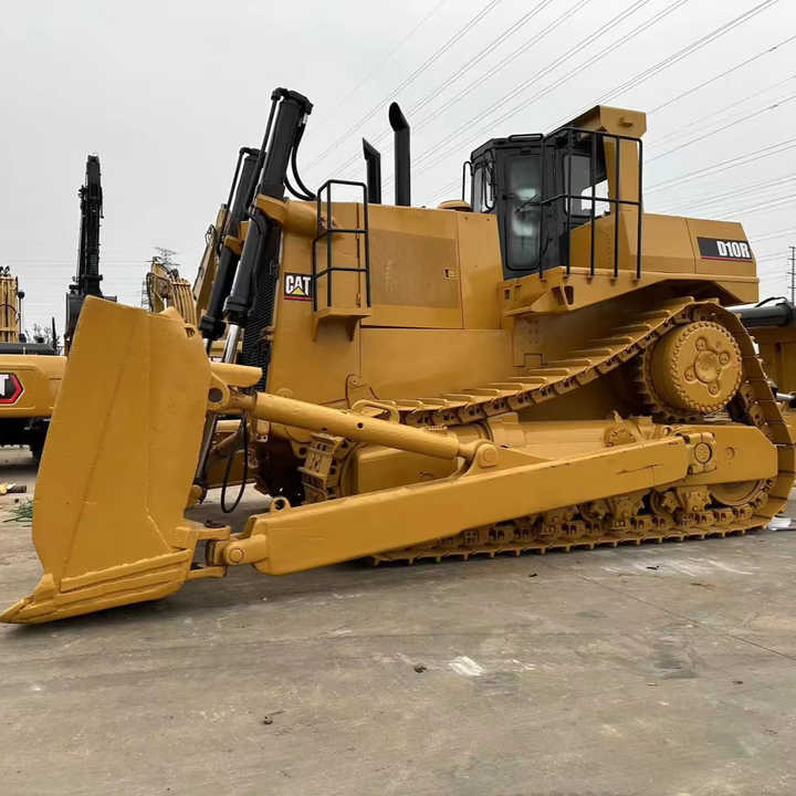 Used Caterpillar D10R Large Crawler Bulldozer Superior Performance Running Working Condition CAT D10R Bulldozer Hot Sale - Buldožer: slika 1 Used Caterpillar D10R Large Crawler Bulldozer Superior Performance Running Working Condition CAT D10R Bulldozer Hot Sale - Buldožer: slika 1