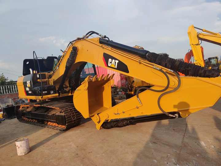 Used Crawler Caterpillar 315D Excavator for Sale Used Engineering & Construction Machinery - Bager guseničar: slika 4 Used Crawler Caterpillar 315D Excavator for Sale Used Engineering & Construction Machinery - Bager guseničar: slika 4