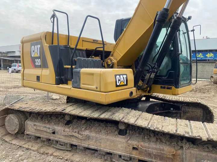 Used Digger CAT 320 Construction Machinery Construction Digger Used CAT 320 Cheap Excavator - Bager guseničar: slika 2 Used Digger CAT 320 Construction Machinery Construction Digger Used CAT 320 Cheap Excavator - Bager guseničar: slika 2
