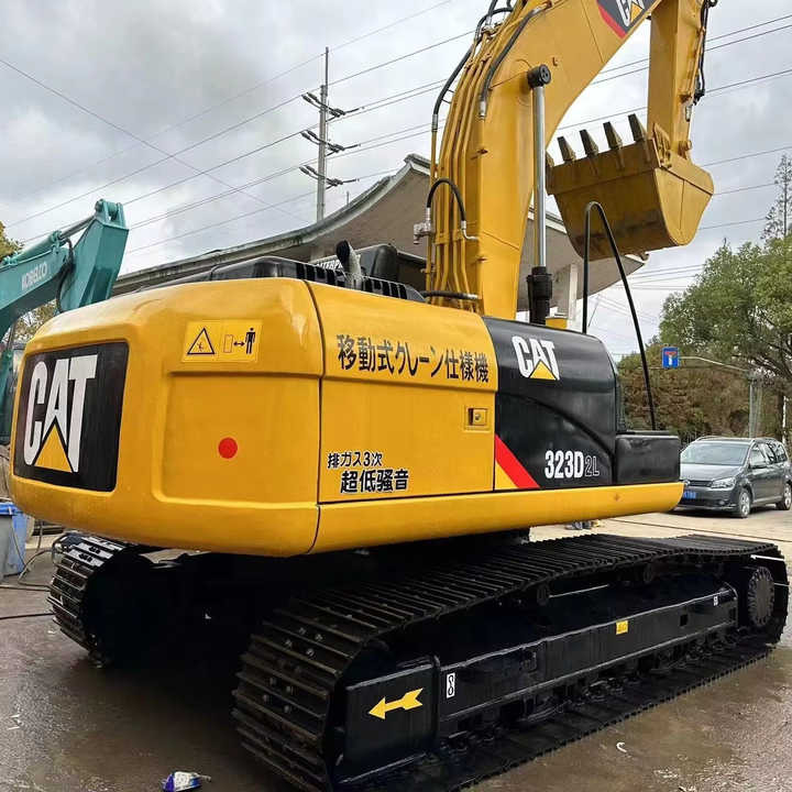 Used Digger CAT 323D2L Construction Machinery Construction Digger Used CAT 323D2L Cheap Excavator - Bager guseničar: slika 1 Used Digger CAT 323D2L Construction Machinery Construction Digger Used CAT 323D2L Cheap Excavator - Bager guseničar: slika 1