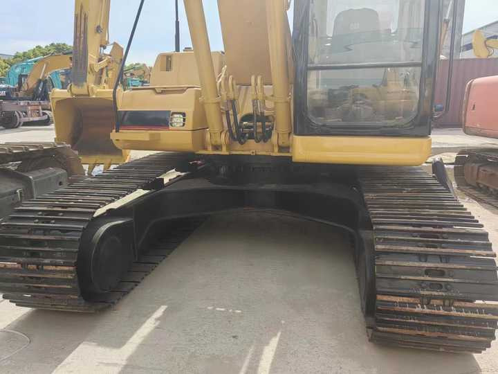 Used Digger CAT 325BL Construction Machinery Construction Digger Used CAT 325BL Cheap Excavator - Bager guseničar: slika 3 Used Digger CAT 325BL Construction Machinery Construction Digger Used CAT 325BL Cheap Excavator - Bager guseničar: slika 3