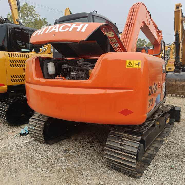Used HITACHI ZX-70 - Bager guseničar: slika 3 Used HITACHI ZX-70 - Bager guseničar: slika 3