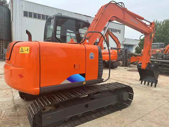 Used HITACHI ZX-70 - Bager guseničar: slika 4 Used HITACHI ZX-70 - Bager guseničar: slika 4