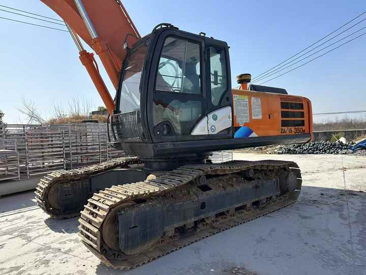 Used Hitachi Zx 350 Excavator with Loe Shipping and Certificate Global Shipping - Bager guseničar: slika 2 Used Hitachi Zx 350 Excavator with Loe Shipping and Certificate Global Shipping - Bager guseničar: slika 2