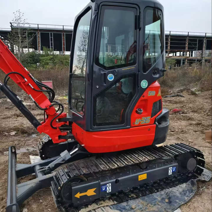 Used Kubota U35 New Model Mini Excavator Second Hand Machine Popular Brand Japan Kubota Hydraulic Machinery - Mini bager: slika 1 Used Kubota U35 New Model Mini Excavator Second Hand Machine Popular Brand Japan Kubota Hydraulic Machinery - Mini bager: slika 1