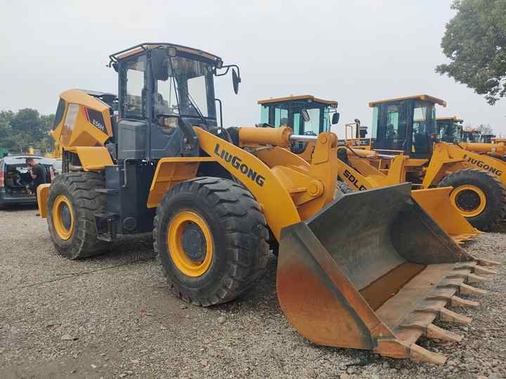 Used LIUGONG 856H wheel in Good Condition for sale 90%new uesd Loader liugong 856h Used Loader For Sale - Utovarivač točkaš: slika 2 Used LIUGONG 856H wheel in Good Condition for sale 90%new uesd Loader liugong 856h Used Loader For Sale - Utovarivač točkaš: slika 2