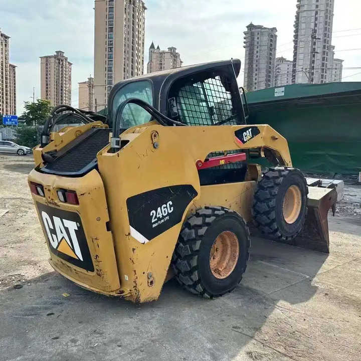 Used Wheel Loader CAT246C Caterpillar 246C Mini Wheel Skid Steer Loader in Stock - Mini utovarivač: slika 4 Used Wheel Loader CAT246C Caterpillar 246C Mini Wheel Skid Steer Loader in Stock - Mini utovarivač: slika 4