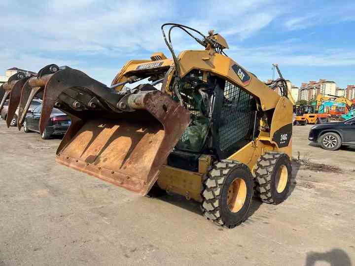 Used Wheel Loader CAT246C Caterpillar 246C Mini Wheel Skid Steer Loader in Stock - Mini utovarivač: slika 3 Used Wheel Loader CAT246C Caterpillar 246C Mini Wheel Skid Steer Loader in Stock - Mini utovarivač: slika 3