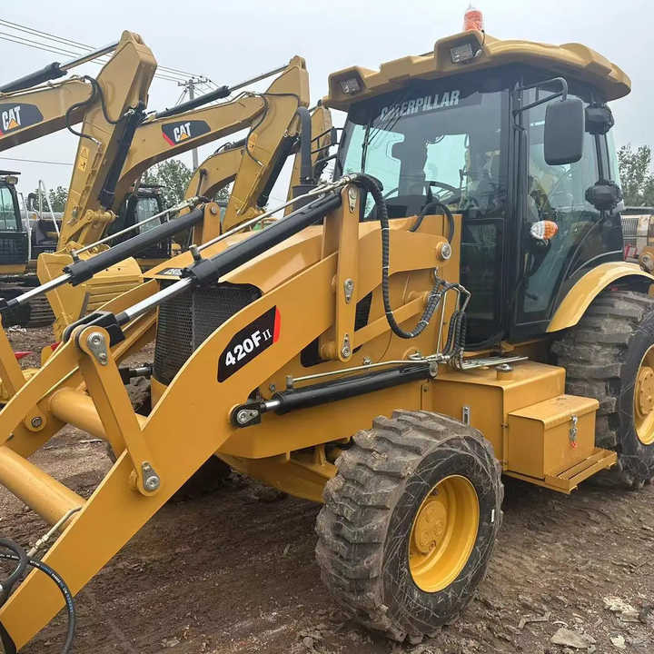 Used Wheel Loader CAT420F Caterpillar 420F Mini Construction Machinery Mini Wheel Skid Steer Loader in Stock - Bager utovarivač: slika 1 Used Wheel Loader CAT420F Caterpillar 420F Mini Construction Machinery Mini Wheel Skid Steer Loader in Stock - Bager utovarivač: slika 1