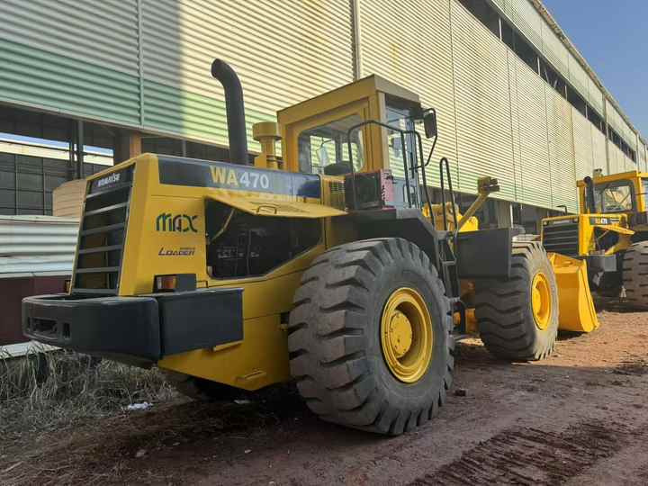 Used komatsu WA470-3 Model Wheel Loader Second Hand Machine Popular Brand Japan komatsu Hydraulic Machinery - Utovarivač točkaš: slika 2 Used komatsu WA470-3 Model Wheel Loader Second Hand Machine Popular Brand Japan komatsu Hydraulic Machinery - Utovarivač točkaš: slika 2