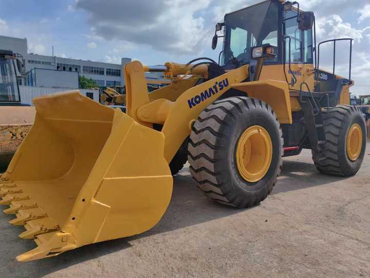 Used komatsu Wa380-6 Wheel Loader for Sale Japan Brand komatsu Wa380 -3 0380-65 470-3 Loader - Utovarivač točkaš: slika 2 Used komatsu Wa380-6 Wheel Loader for Sale Japan Brand komatsu Wa380 -3 0380-65 470-3 Loader - Utovarivač točkaš: slika 2
