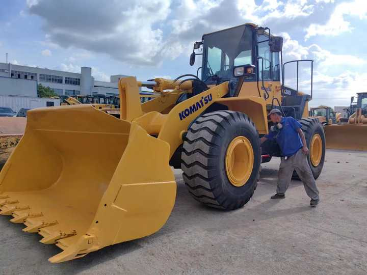 Used komatsu Wa380-6 Wheel Loader for Sale Japan Brand komatsu Wa380 -3 0380-65 470-3 Loader - Utovarivač točkaš: slika 3 Used komatsu Wa380-6 Wheel Loader for Sale Japan Brand komatsu Wa380 -3 0380-65 470-3 Loader - Utovarivač točkaš: slika 3