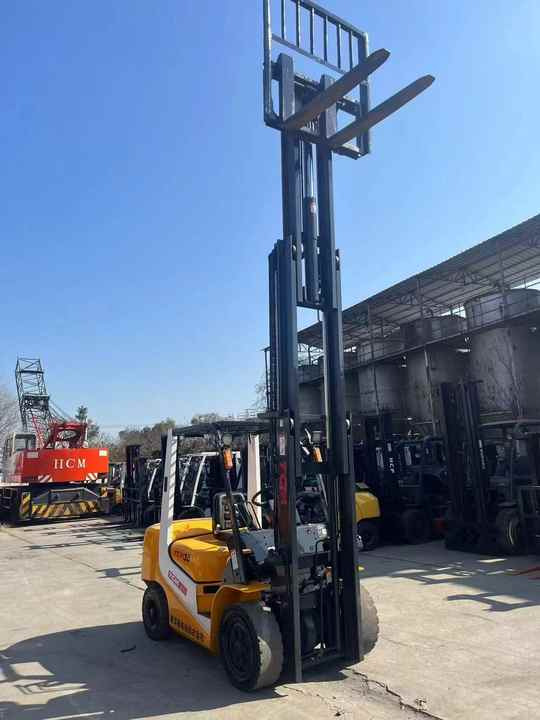 Very Good Condition and Cheap Price 3 Tonne TCM Forklift Run Performance TCM30 Forklift for Sale - Viljuškar: slika 3 Very Good Condition and Cheap Price 3 Tonne TCM Forklift Run Performance TCM30 Forklift for Sale - Viljuškar: slika 3