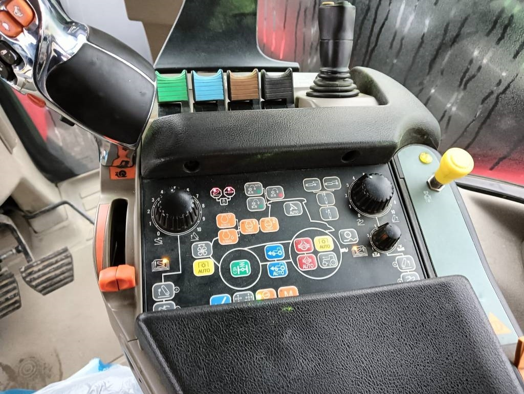 Case Optum 270 - Traktor: slika 5 Case Optum 270 - Traktor: slika 5