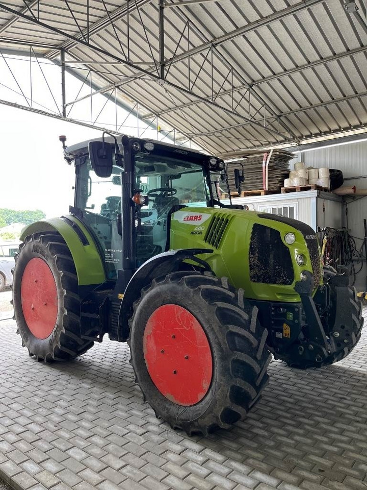 Claas Arion 440 - Traktor: slika 4 Claas Arion 440 - Traktor: slika 4