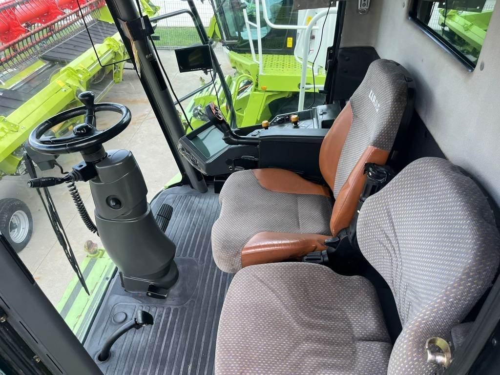 Claas Lexion 560 TT - Kombinovani kombajn: slika 4 Claas Lexion 560 TT - Kombinovani kombajn: slika 4