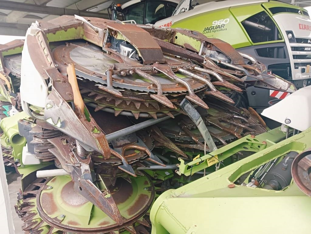 Claas Orbis 750 - Oprema za prevrtanje i razlaganje: slika 2 Claas Orbis 750 - Oprema za prevrtanje i razlaganje: slika 2
