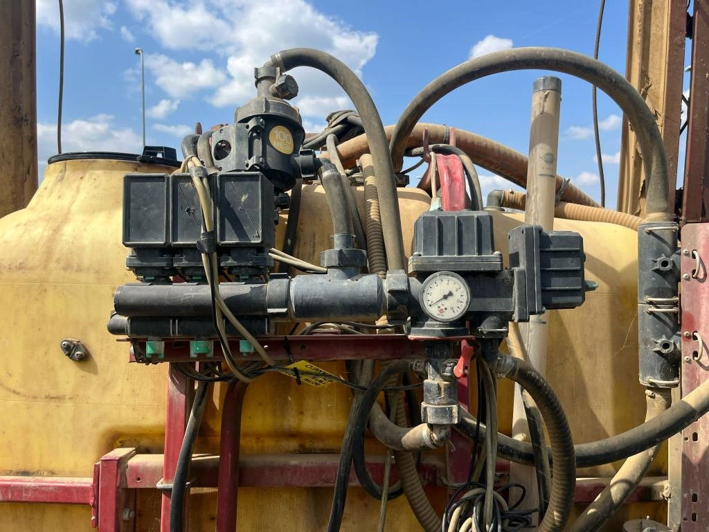 Hardi tween stream 800 - Deponator gnojnice: slika 2 Hardi tween stream 800 - Deponator gnojnice: slika 2