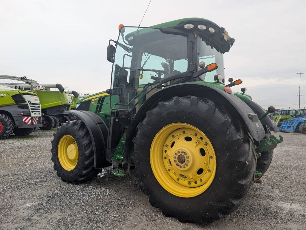 John Deere 7230 R - Traktor: slika 4 John Deere 7230 R - Traktor: slika 4