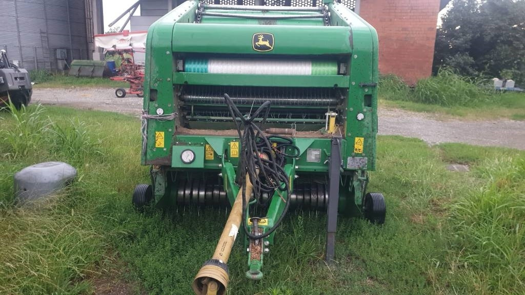 John Deere F 450 - Balirka za okrugle bale: slika 2 John Deere F 450 - Balirka za okrugle bale: slika 2