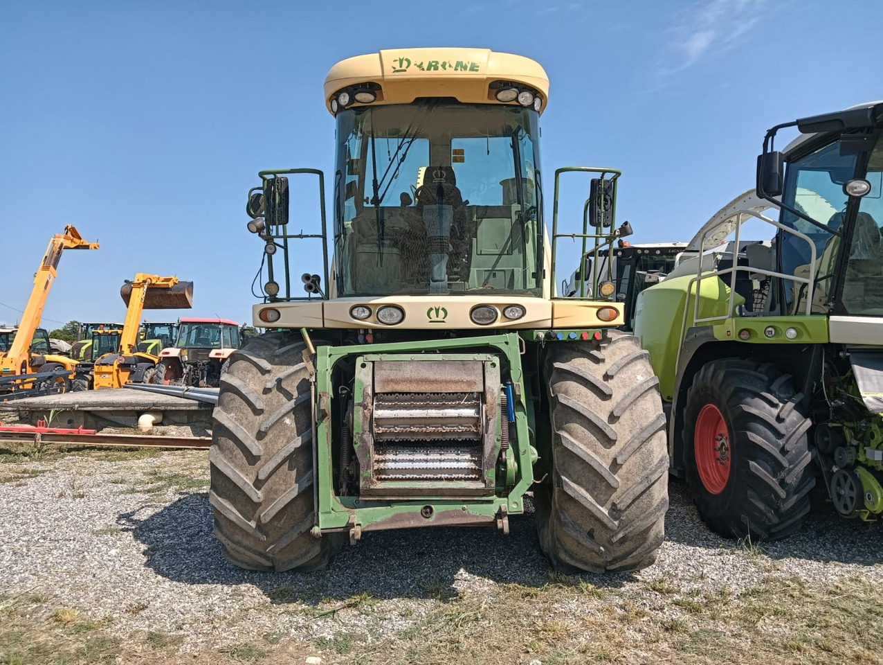 KRONE BIG X 850 - Kombajn za stočnu hranu: slika 2 KRONE BIG X 850 - Kombajn za stočnu hranu: slika 2