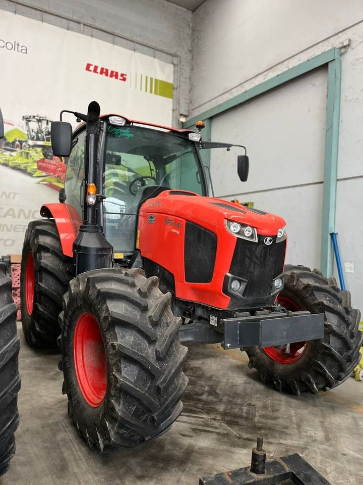 Kubota M 6-141 - Traktor: slika 1 Kubota M 6-141 - Traktor: slika 1