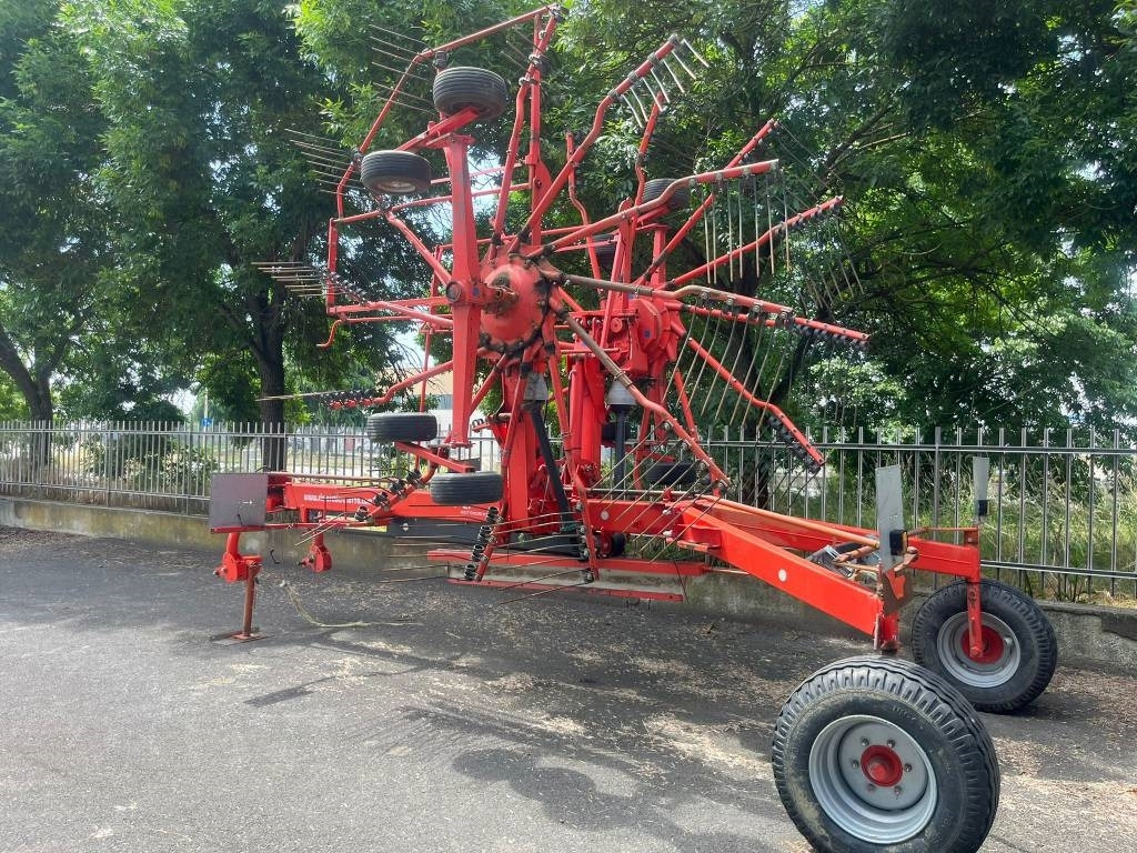 Kuhn GA 8121 - Prevrtač/ Grabuljač: slika 4 Kuhn GA 8121 - Prevrtač/ Grabuljač: slika 4