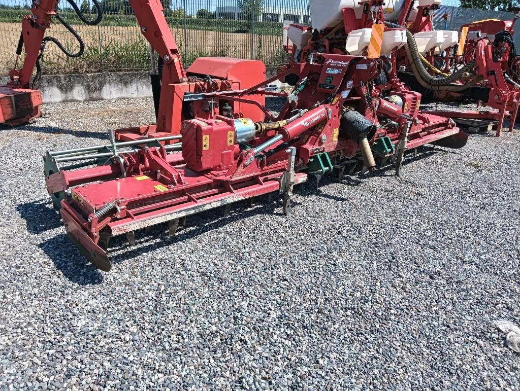 Kverneland NG-H101F30 - Drljača: slika 1 Kverneland NG-H101F30 - Drljača: slika 1