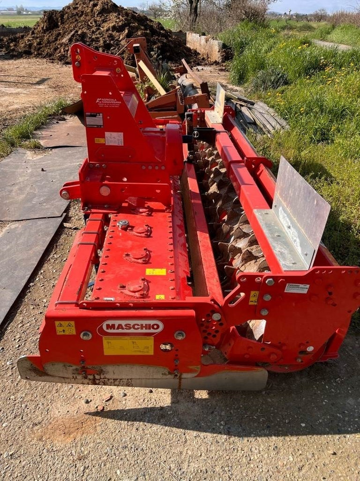 Maschio DC 3000 - Traktorska freza: slika 4 Maschio DC 3000 - Traktorska freza: slika 4