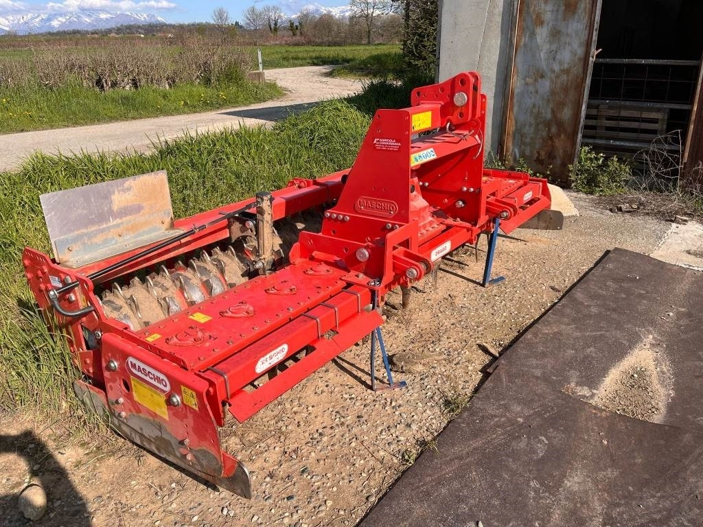 Maschio DC 3000 - Traktorska freza: slika 1 Maschio DC 3000 - Traktorska freza: slika 1