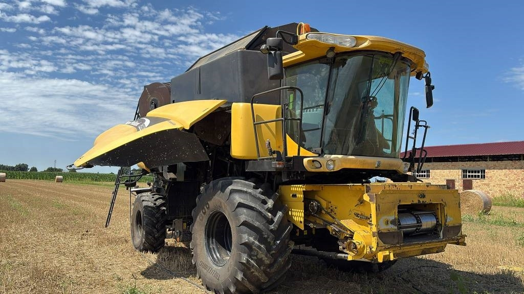 New Holland CR 960  - Kombinovani kombajn: slika 1 New Holland CR 960  - Kombinovani kombajn: slika 1