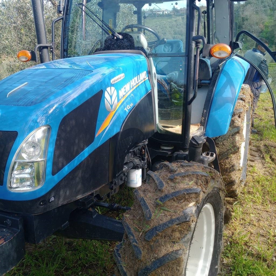 New Holland T 4.55 - Traktor: slika 5 New Holland T 4.55 - Traktor: slika 5