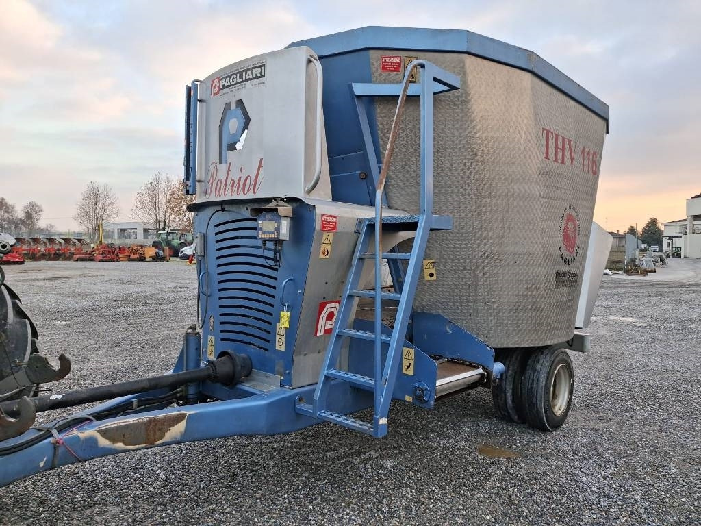 PAGLIARI Thv 116 - Prikolica za mešanje stočne hrane: slika 2 PAGLIARI Thv 116 - Prikolica za mešanje stočne hrane: slika 2