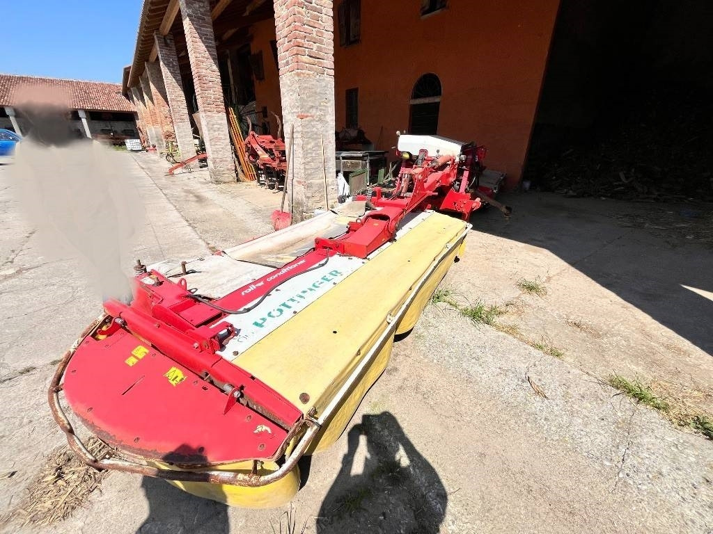 Pöttinger NOVACT X8 - Kosačica: slika 5 Pöttinger NOVACT X8 - Kosačica: slika 5