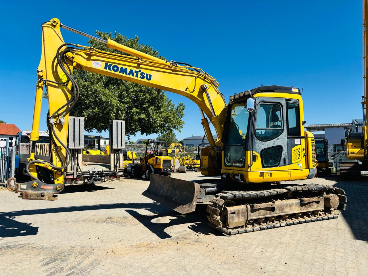 Komatsu PC138US-8 - Bager guseničar: slika 1 Komatsu PC138US-8 - Bager guseničar: slika 1
