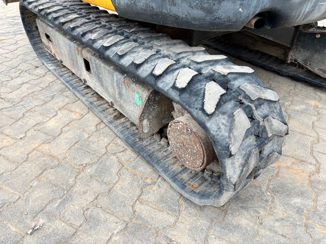 Komatsu PC26MR-3 - Mini bager: slika 3 Komatsu PC26MR-3 - Mini bager: slika 3