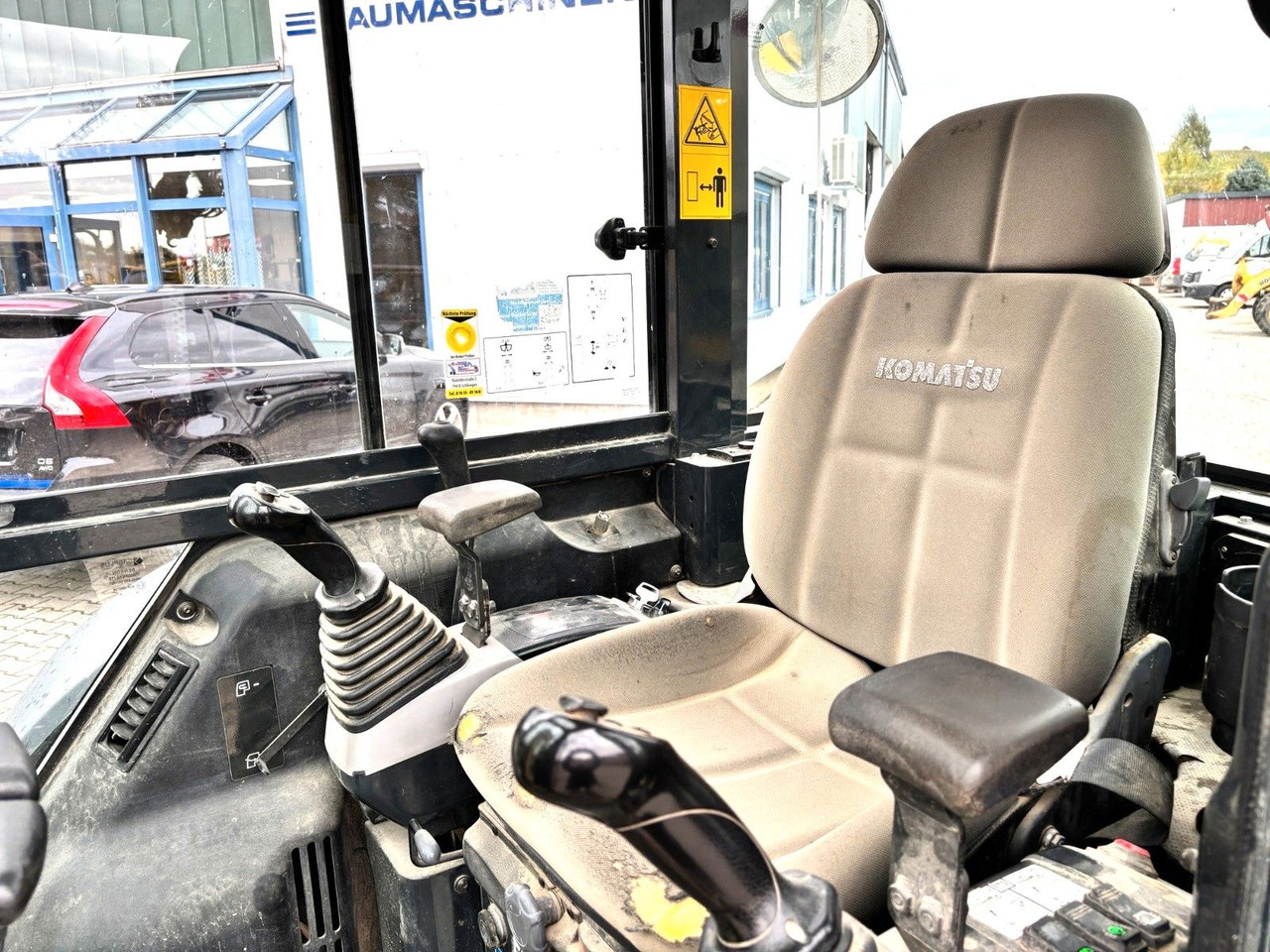 Komatsu PC30MR-3 mit Powertilt - Mini bager: slika 4 Komatsu PC30MR-3 mit Powertilt - Mini bager: slika 4