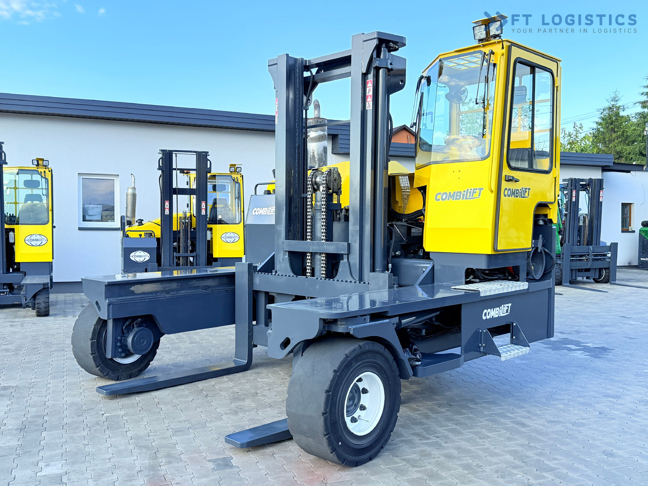 COMBILIFT C14000 / DUPLEX 3600MM / FREE-LIFT / POSITIONER - Viljuškar sa 4 strane: slika 1 COMBILIFT C14000 / DUPLEX 3600MM / FREE-LIFT / POSITIONER - Viljuškar sa 4 strane: slika 1