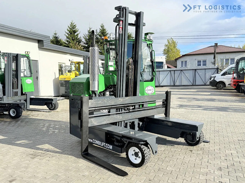 Combilift C3000 / DIESEL / DUPLEX 4200MM / FREE LIFT / WIDE FORK POSITIONER / FULL CABIN / EXCELLENT CONDITION / Wide range of four-way an - Viljuškar sa 4 strane: slika 5 Combilift C3000 / DIESEL / DUPLEX 4200MM / FREE LIFT / WIDE FORK POSITIONER / FULL CABIN / EXCELLENT CONDITION / Wide range of four-way an - Viljuškar sa 4 strane: slika 5