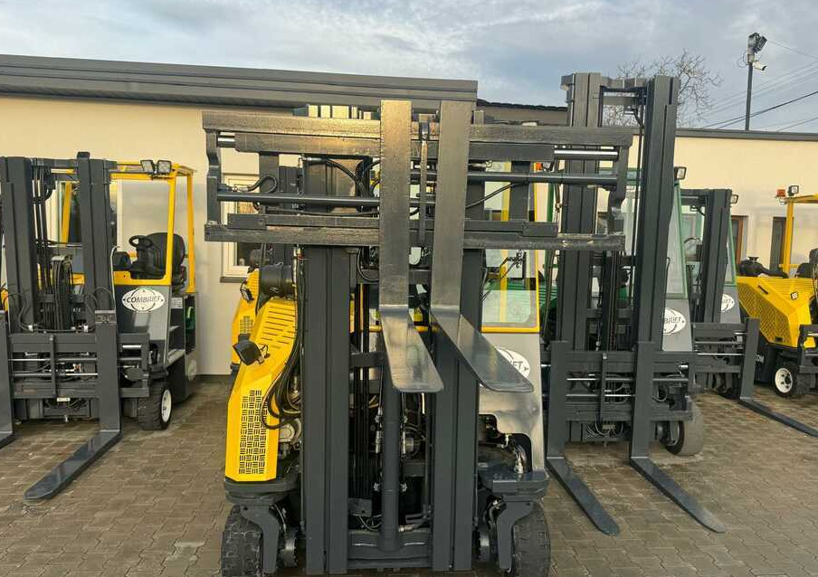 Combilift C3000CB -DIESEL- Only 6117 hours - Viljuškar sa 4 strane: slika 4 Combilift C3000CB -DIESEL- Only 6117 hours - Viljuškar sa 4 strane: slika 4