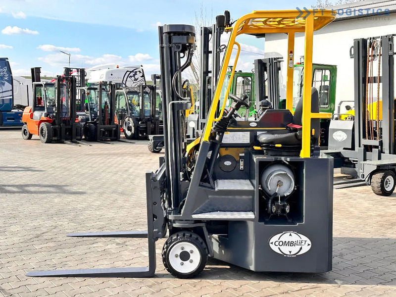 Combilift C3000CB / LPG / TRIPLEX / 4900MM / FREE LIFT / POSITIONER / LIKE NEW C3000CB / LPG / TRIPLEX / 4900MM / FREE LIFT / POSITIONER / - Viljuškar sa 4 strane: slika 5 Combilift C3000CB / LPG / TRIPLEX / 4900MM / FREE LIFT / POSITIONER / LIKE NEW C3000CB / LPG / TRIPLEX / 4900MM / FREE LIFT / POSITIONER / - Viljuškar sa 4 strane: slika 5