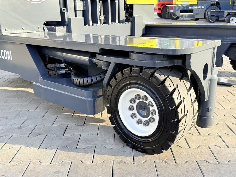 Viljuškar sa 4 strane Combilift C5000 / DIESEL / TRIPLEX 7600MM / FULL FREE LIFT / FORK POSITIONER / HEATING / FULL HEATED CABIN / EXCELLENT CONDITION / Wide ra: slika 6