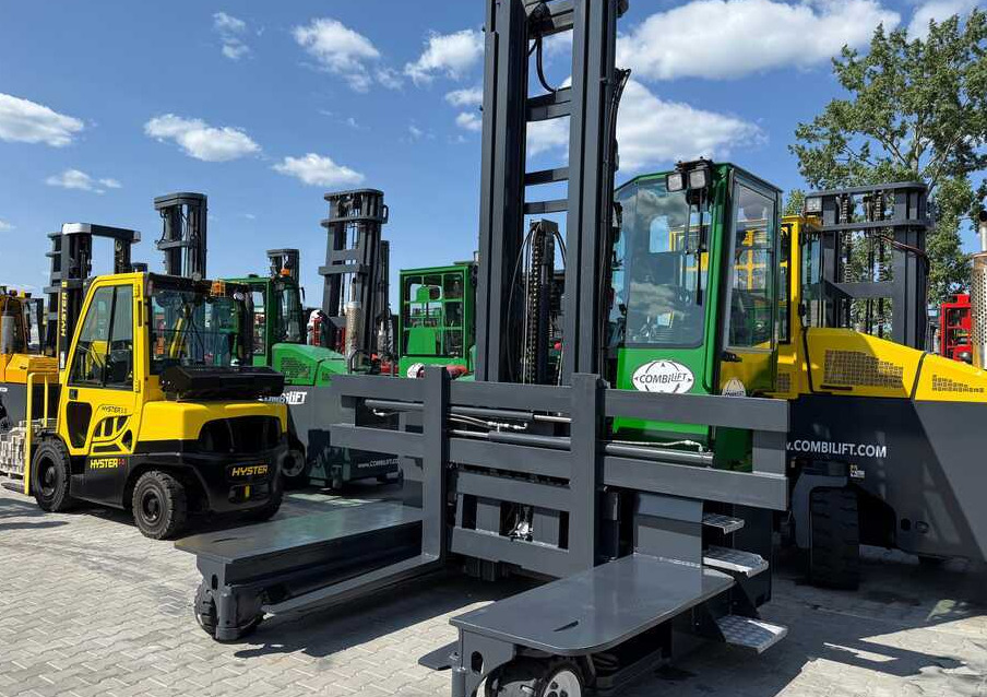 Combilift C5000E / ELECTRIC / TRIPLEX 8300MM / FULL FREE LIFT / WIDE POSITIONER / FORK SIDESHIFT / BATTERY LIKE NEW - Viljuškar sa 4 strane: slika 2 Combilift C5000E / ELECTRIC / TRIPLEX 8300MM / FULL FREE LIFT / WIDE POSITIONER / FORK SIDESHIFT / BATTERY LIKE NEW - Viljuškar sa 4 strane: slika 2