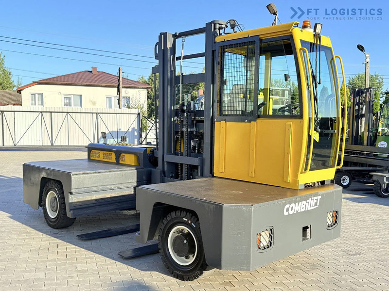 Combilift C5000FSL / DIESEL / DUPLEX - 4000MM / FREE-LIFT / CABIN / A wide range of four-way and side loaders, tailored to diverse needs a - Bočni utovarivač: slika 4 Combilift C5000FSL / DIESEL / DUPLEX - 4000MM / FREE-LIFT / CABIN / A wide range of four-way and side loaders, tailored to diverse needs a - Bočni utovarivač: slika 4