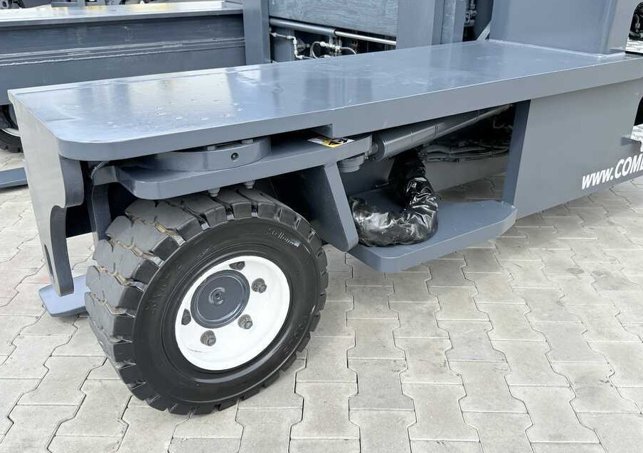 Combilift C8000 / GAS / DUPLEX - 4700MM / FORK POSITIONER / FREE LIFT / FULL HEATED CABIN / ONLY 5141H / CONDITION – LIKE NEW! - Viljuškar sa 4 strane: slika 3 Combilift C8000 / GAS / DUPLEX - 4700MM / FORK POSITIONER / FREE LIFT / FULL HEATED CABIN / ONLY 5141H / CONDITION – LIKE NEW! - Viljuškar sa 4 strane: slika 3